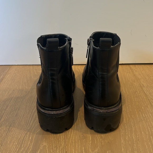 Blondo ‘Claire Zip Welt’ Waterproof Boot - Picture 9 of 12